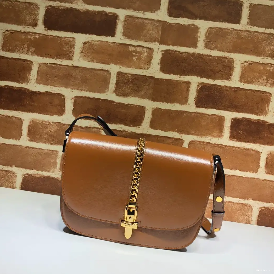 First bag ru 1969 GUCCI Sylvie small shoulder bag 0702